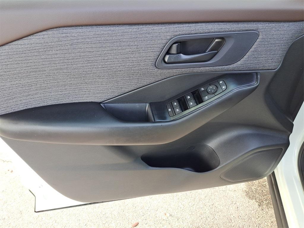 used 2023 Nissan Rogue car, priced at $20,757