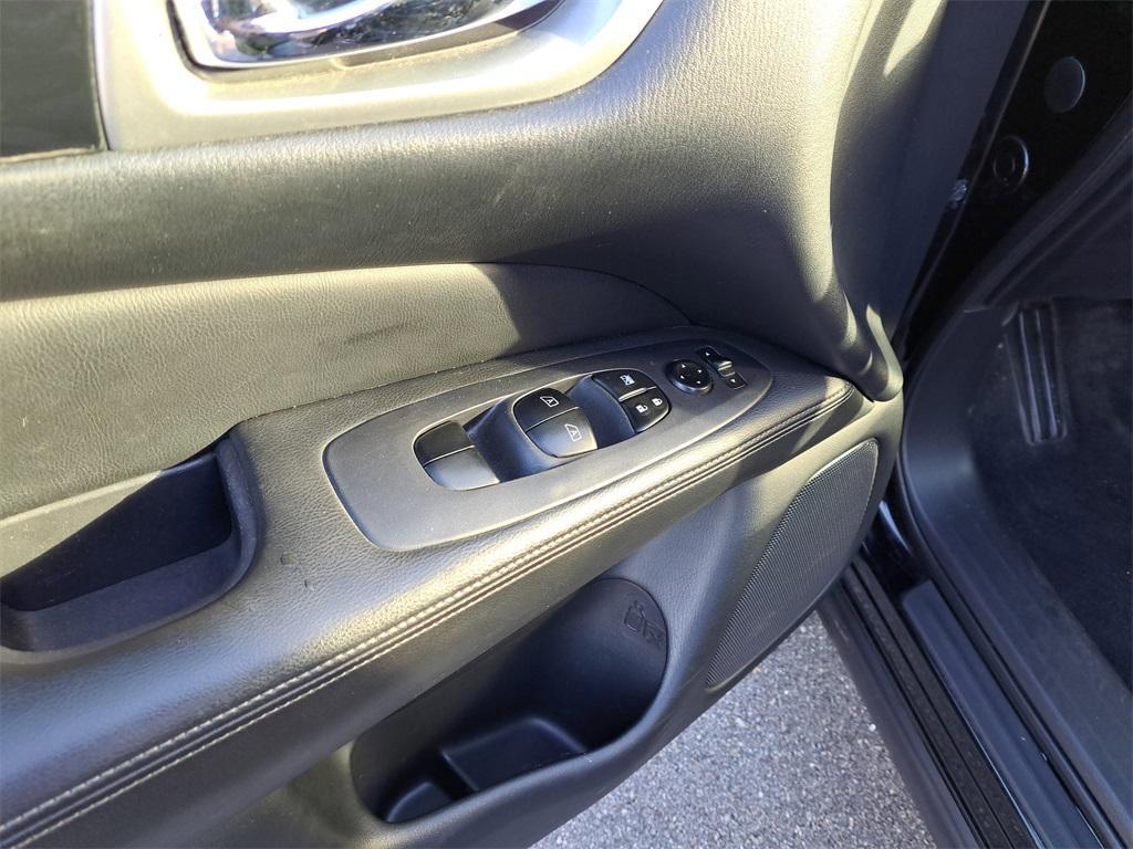 used 2020 Nissan Pathfinder car, priced at $14,991
