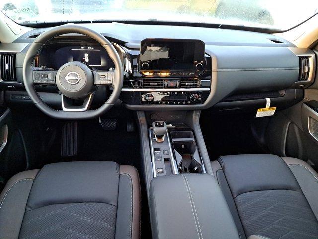 new 2025 Nissan Pathfinder car, priced at $47,354