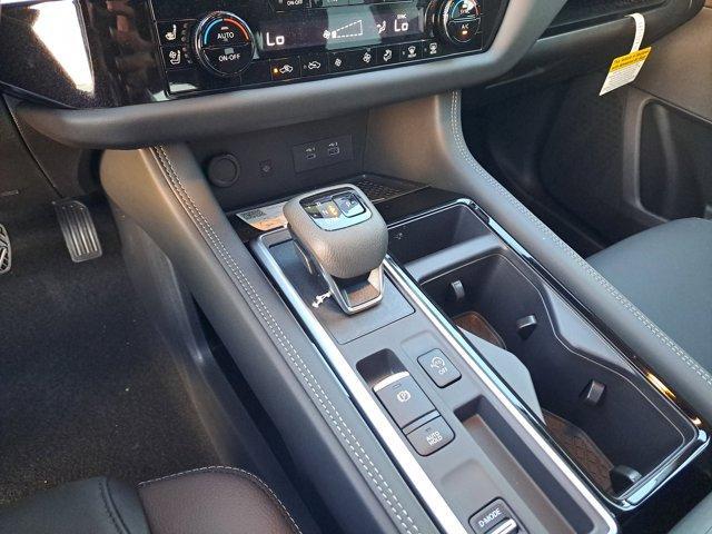 new 2025 Nissan Pathfinder car, priced at $47,354