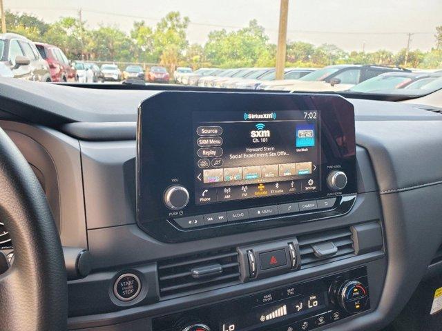 new 2025 Nissan Pathfinder car, priced at $34,878
