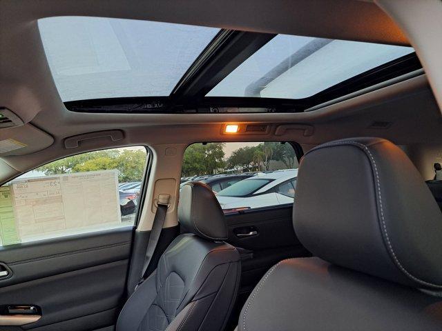 new 2025 Nissan Pathfinder car, priced at $43,581