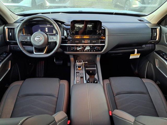 new 2025 Nissan Pathfinder car, priced at $43,581