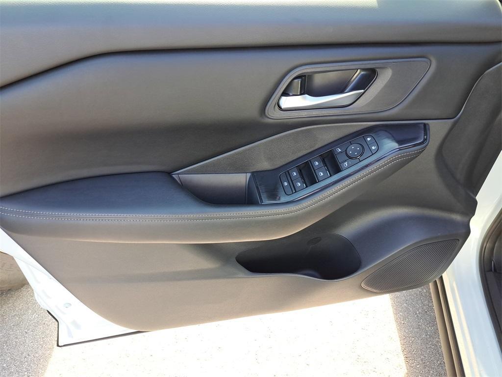 used 2024 Nissan Rogue car, priced at $23,857