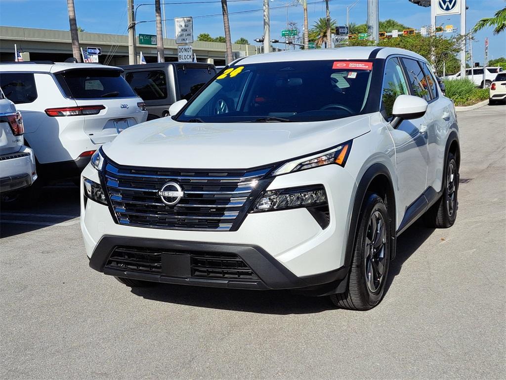used 2024 Nissan Rogue car, priced at $23,857