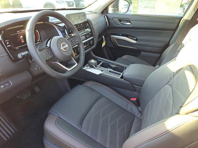 new 2025 Nissan Pathfinder car, priced at $44,237