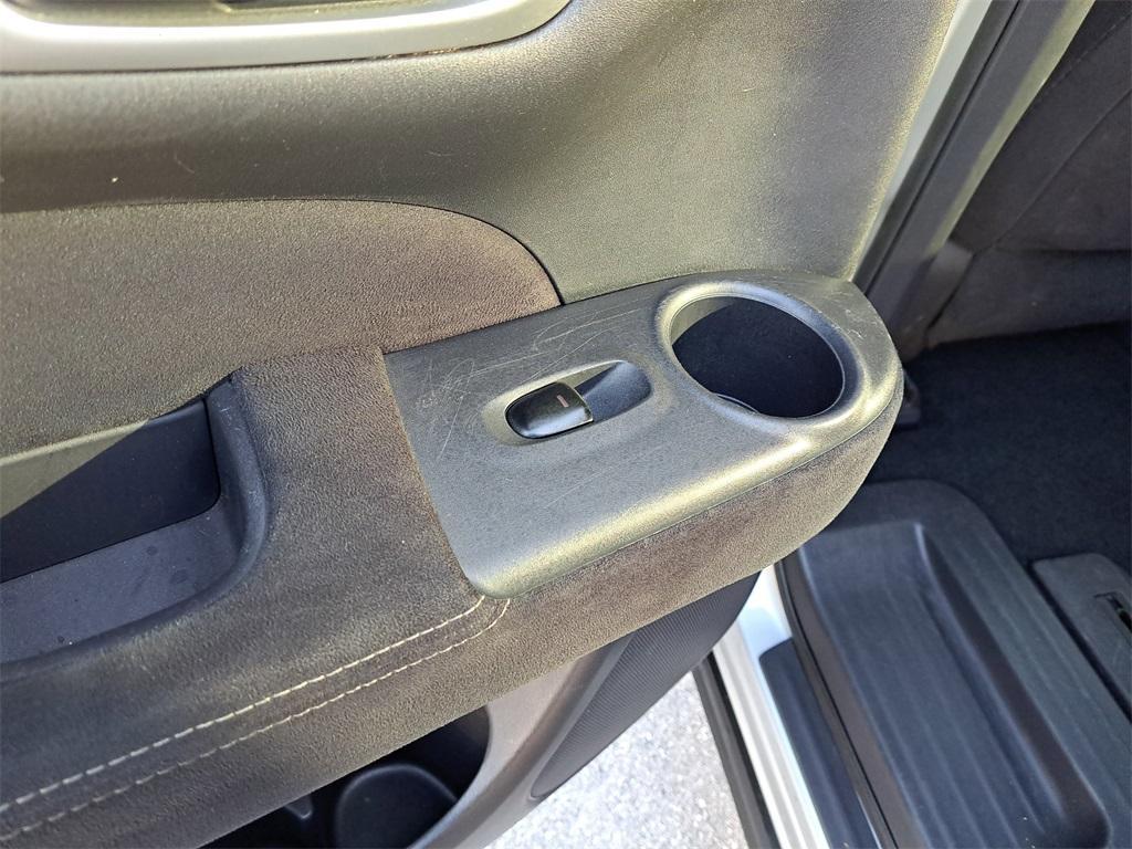 used 2020 Nissan Pathfinder car, priced at $11,657