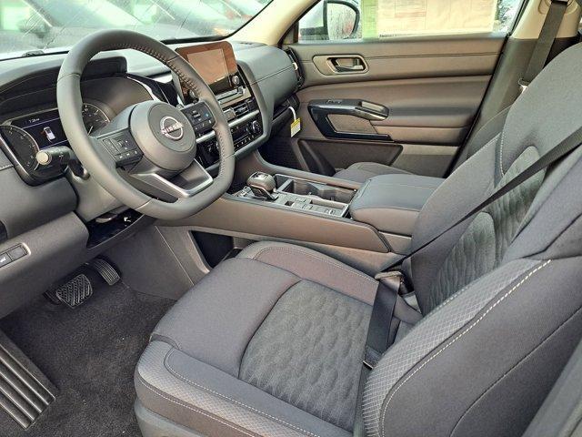 new 2025 Nissan Pathfinder car, priced at $33,878