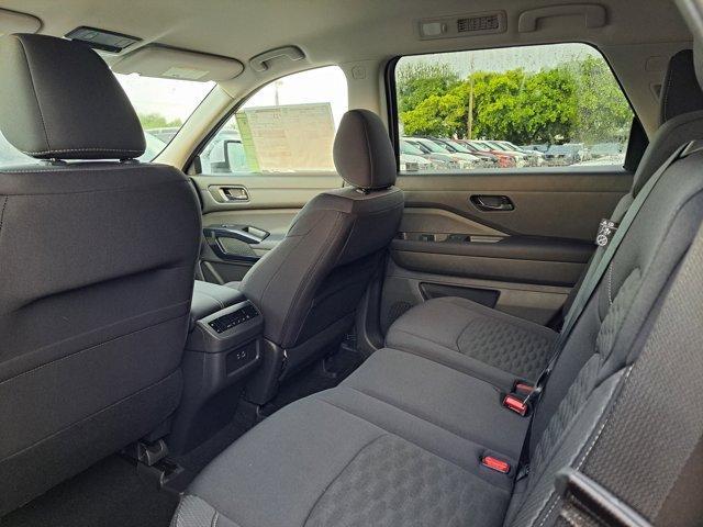 new 2025 Nissan Pathfinder car, priced at $33,878