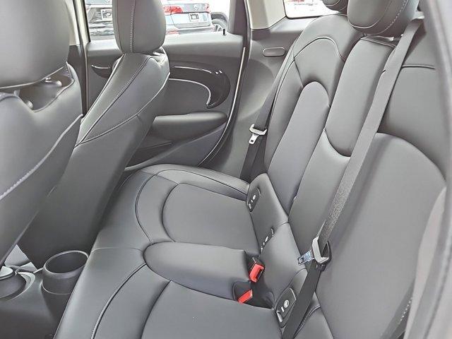 used 2022 MINI Hardtop car, priced at $21,657