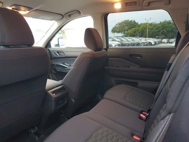 new 2025 Nissan Pathfinder car, priced at $38,332