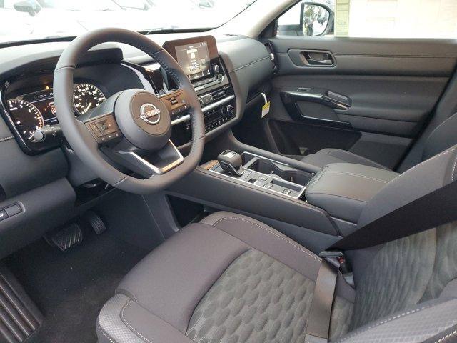 new 2025 Nissan Pathfinder car, priced at $38,332