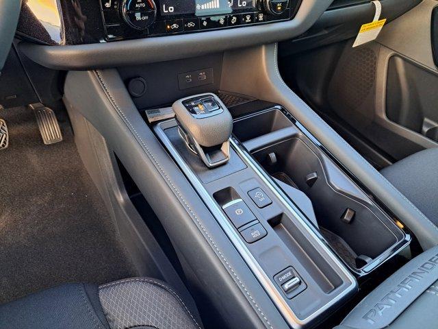 new 2025 Nissan Pathfinder car, priced at $38,252