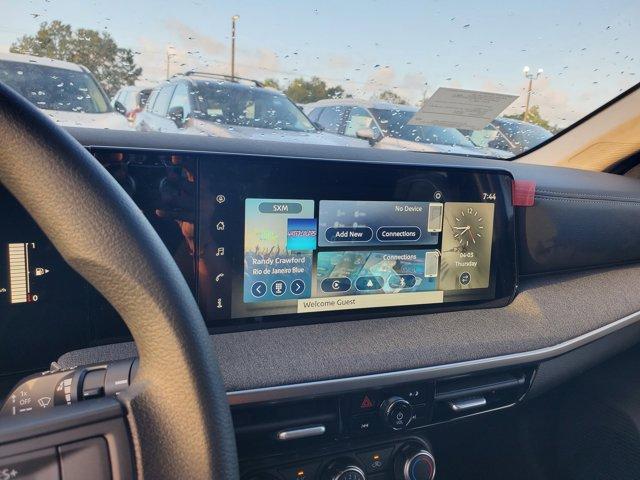 new 2025 Nissan Kicks car, priced at $23,971