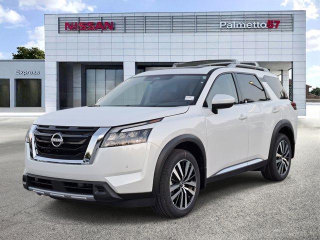 new 2025 Nissan Pathfinder car, priced at $47,752