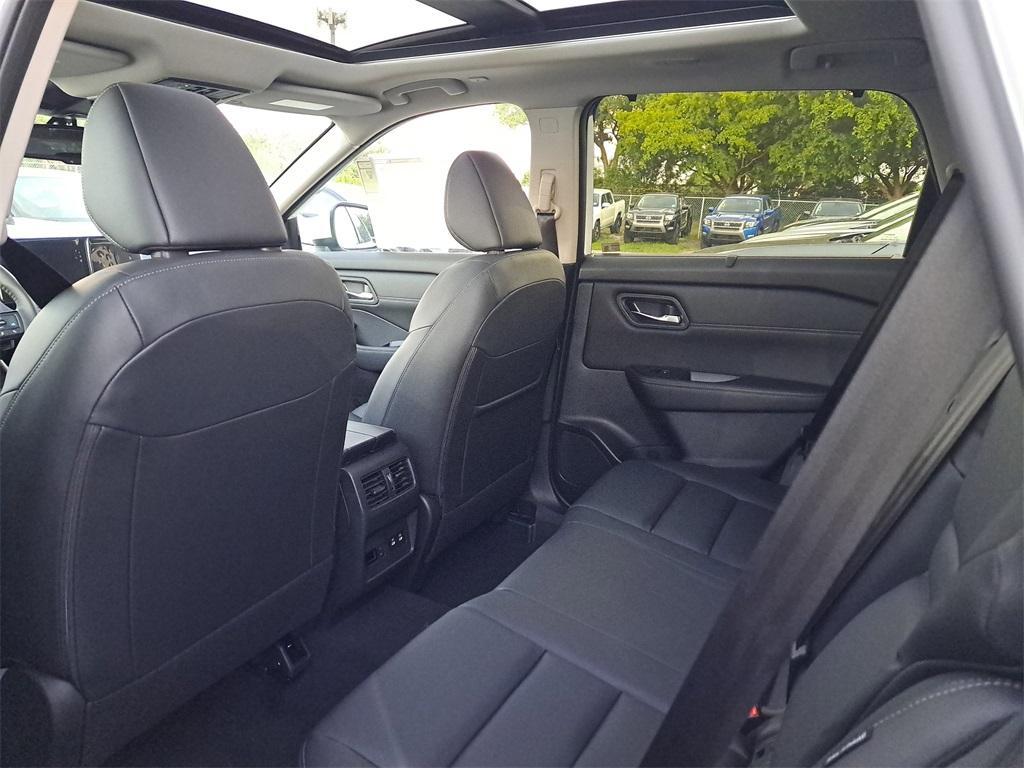 new 2025 Nissan Rogue car, priced at $39,327