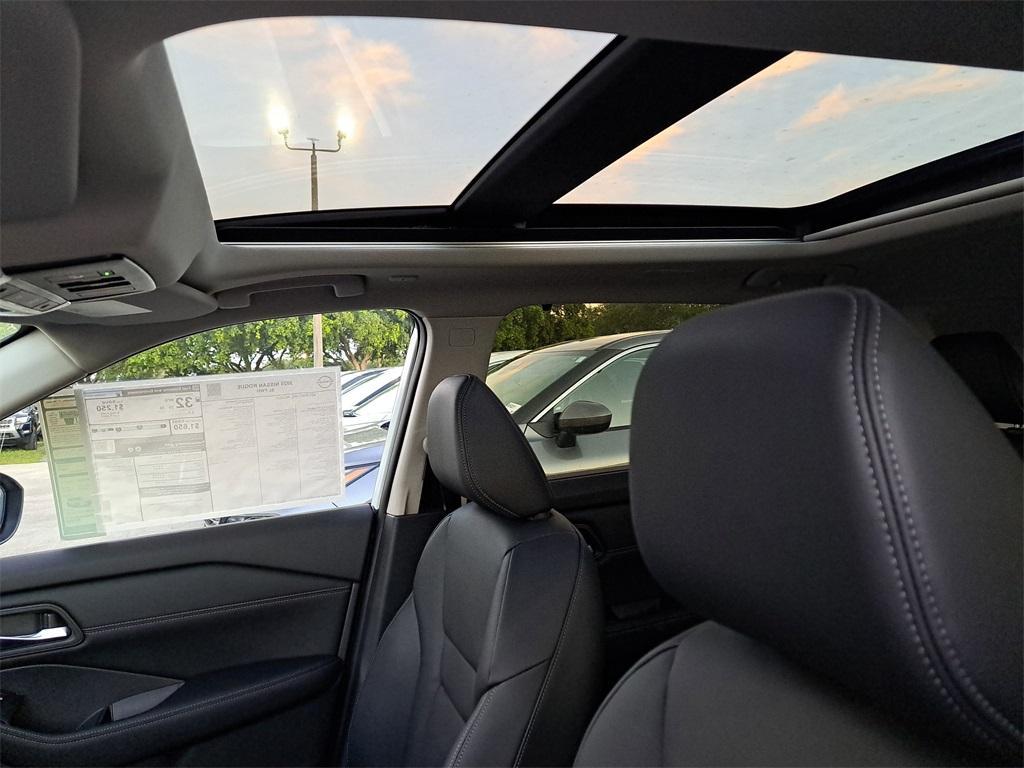 new 2025 Nissan Rogue car, priced at $39,327