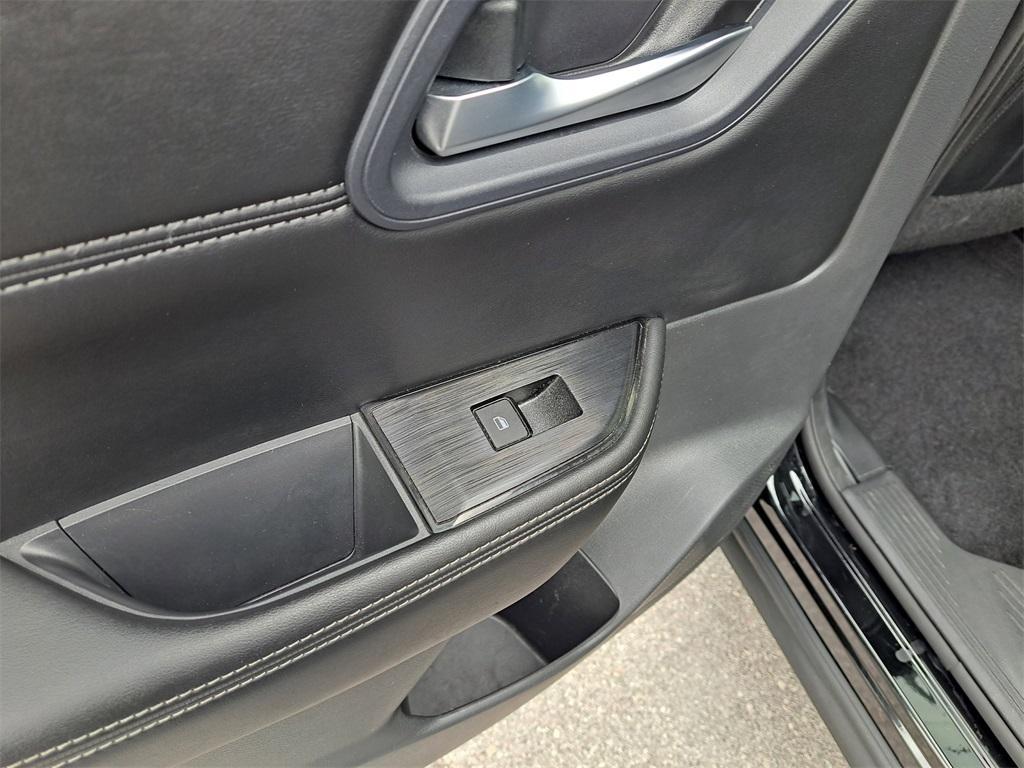 used 2022 Nissan Rogue car, priced at $22,657