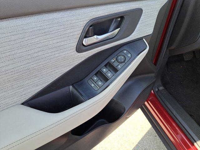 used 2023 Nissan Rogue car, priced at $24,657