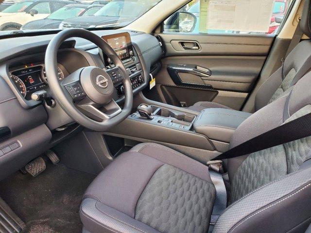 new 2025 Nissan Pathfinder car, priced at $34,878