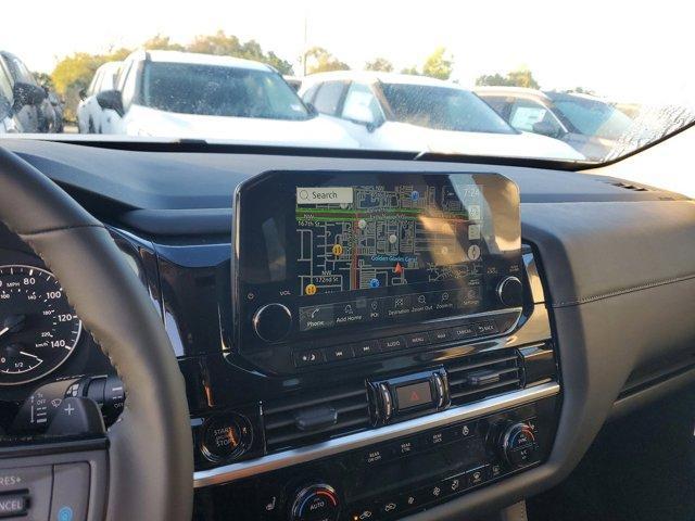 new 2025 Nissan Pathfinder car, priced at $41,053