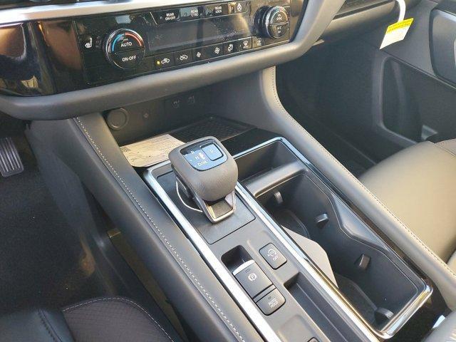 new 2025 Nissan Pathfinder car, priced at $41,053