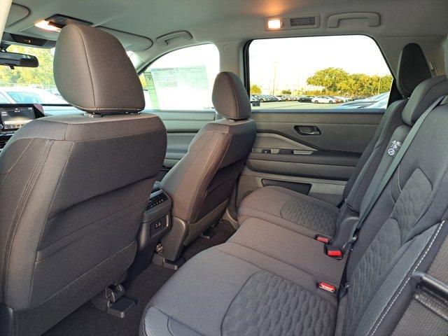 new 2025 Nissan Pathfinder car, priced at $38,252