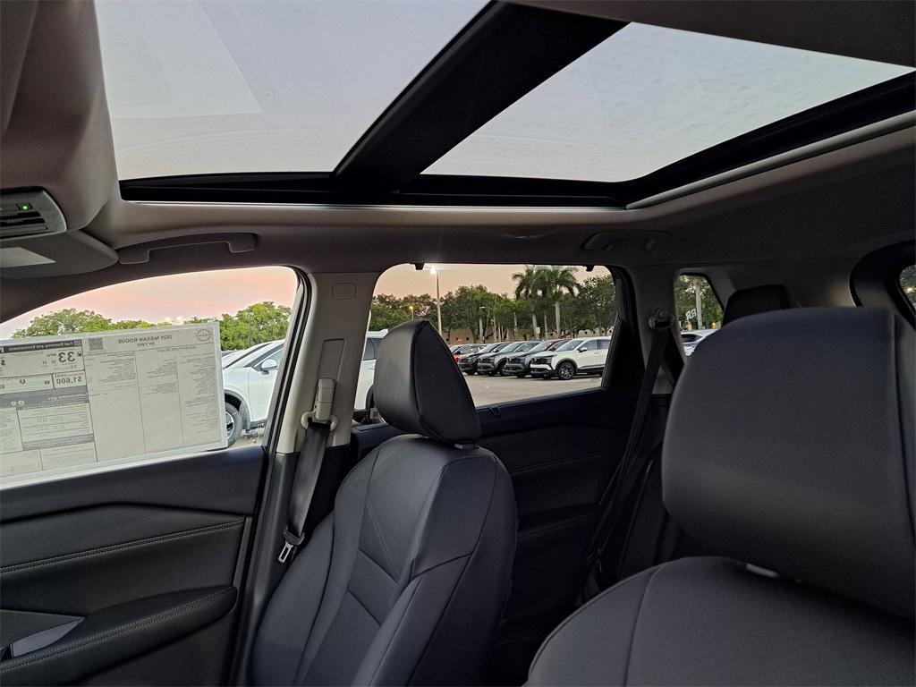 new 2025 Nissan Rogue car, priced at $30,968