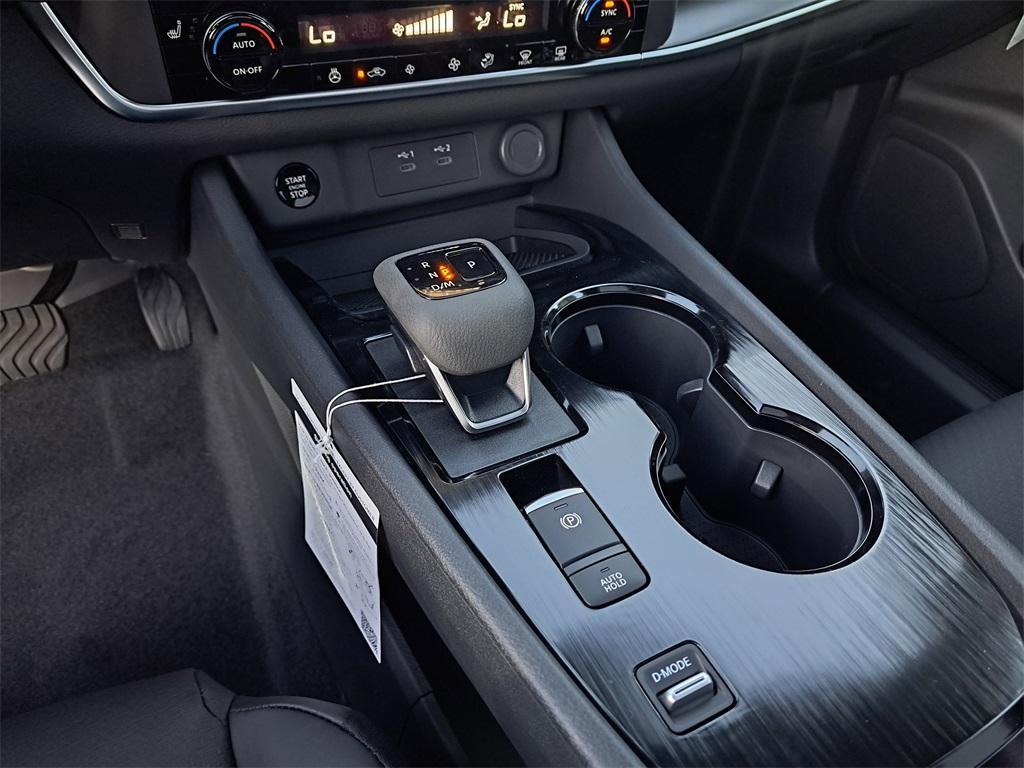 new 2025 Nissan Rogue car, priced at $30,968