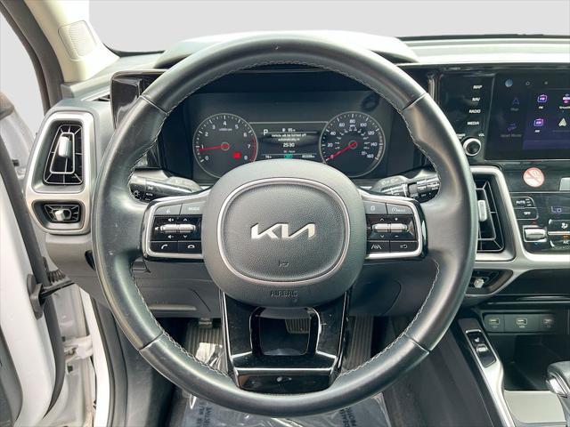used 2022 Kia Sorento car, priced at $26,492