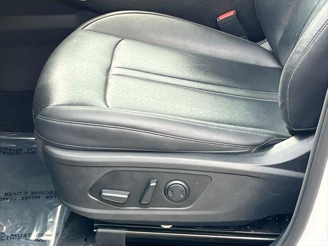 used 2022 Kia Sorento car, priced at $26,492