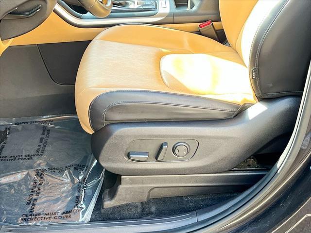 used 2023 Kia Carnival car, priced at $27,991