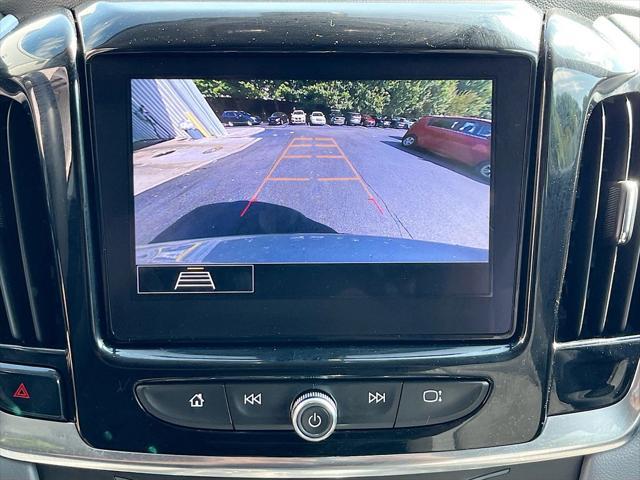 used 2021 Chevrolet Traverse car, priced at $20,991