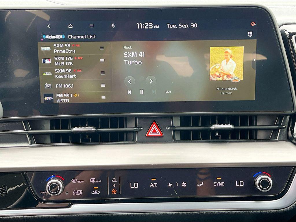 used 2025 Kia Sportage car, priced at $27,889