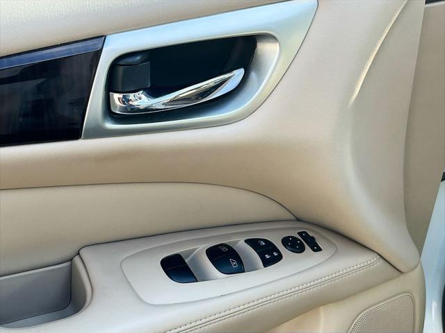 used 2014 Nissan Pathfinder car, priced at $12,491