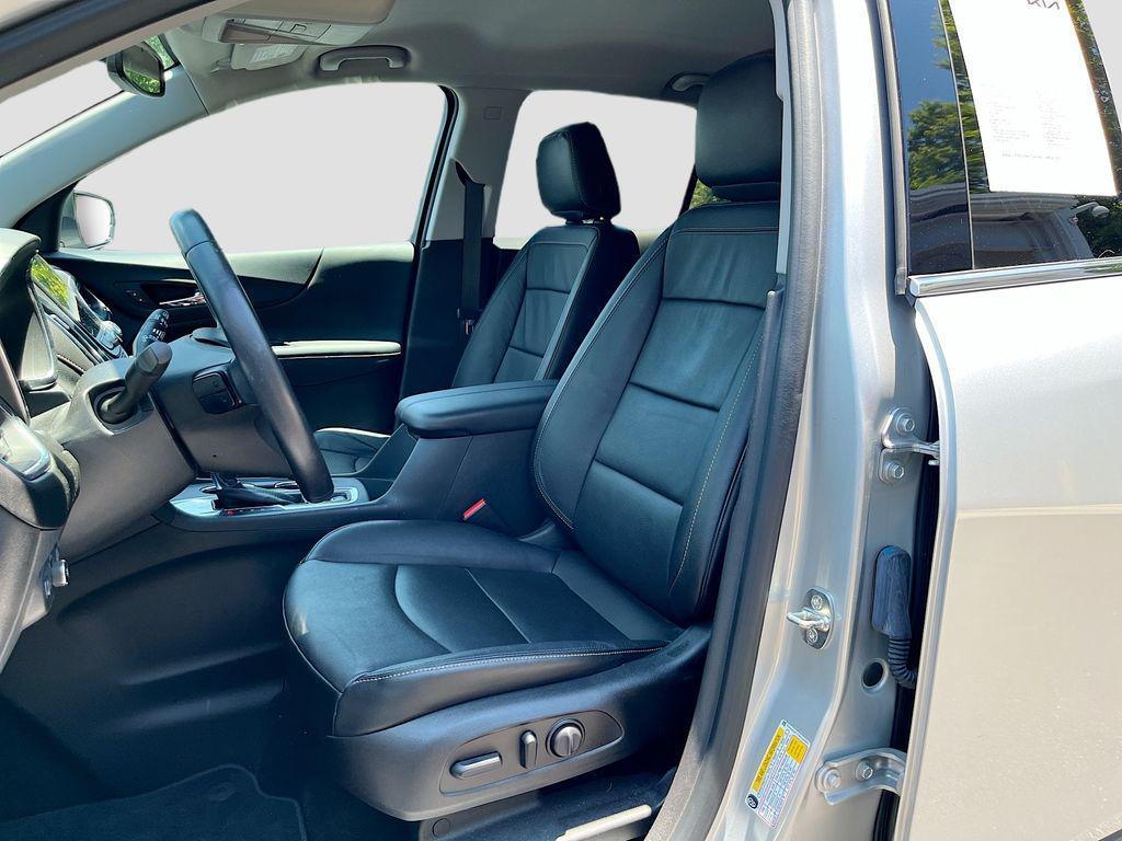 used 2021 Chevrolet Equinox car, priced at $20,498