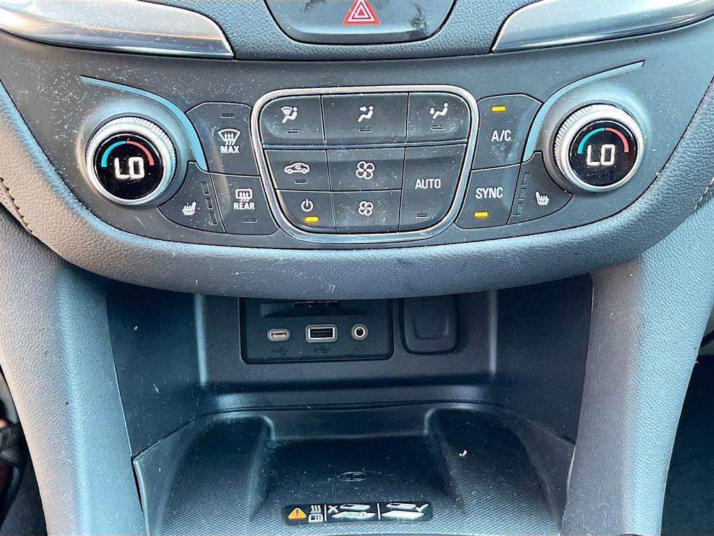 used 2021 Chevrolet Equinox car, priced at $20,498