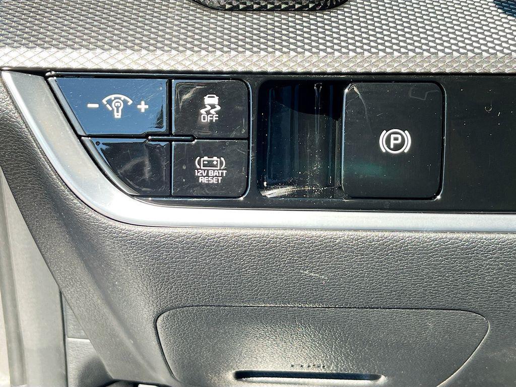 used 2023 Kia Sportage Hybrid car, priced at $24,981