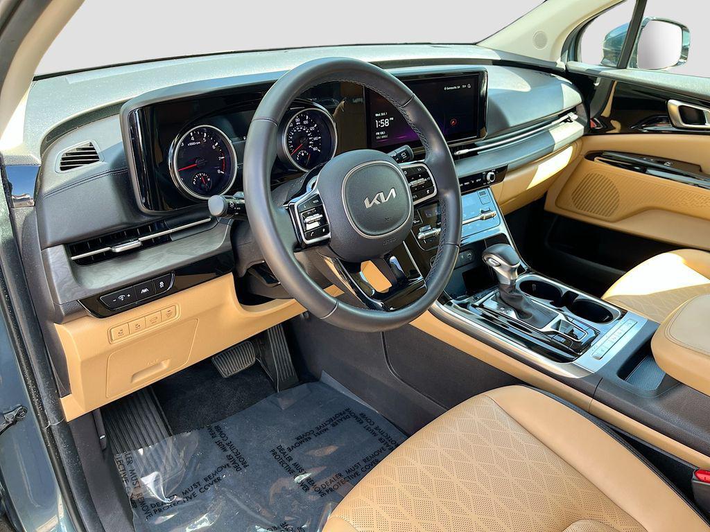 used 2023 Kia Carnival car, priced at $34,498