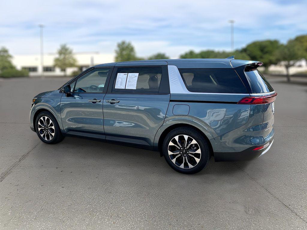 used 2023 Kia Carnival car, priced at $34,498