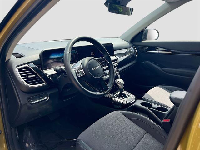 used 2024 Kia Seltos car, priced at $25,991