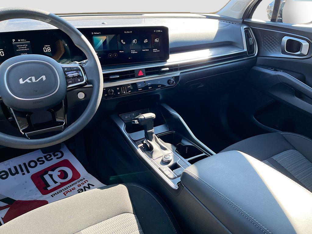 used 2025 Kia Sorento car, priced at $27,865