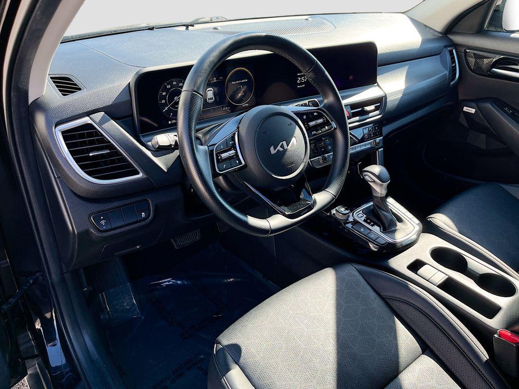 used 2024 Kia Seltos car, priced at $22,677