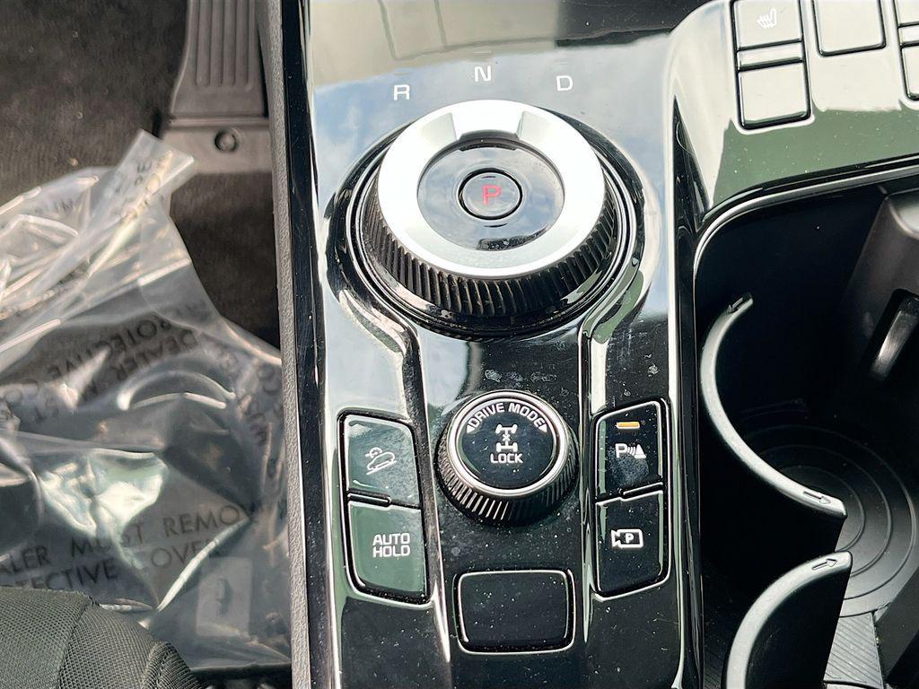 used 2023 Kia Sportage Hybrid car, priced at $24,654