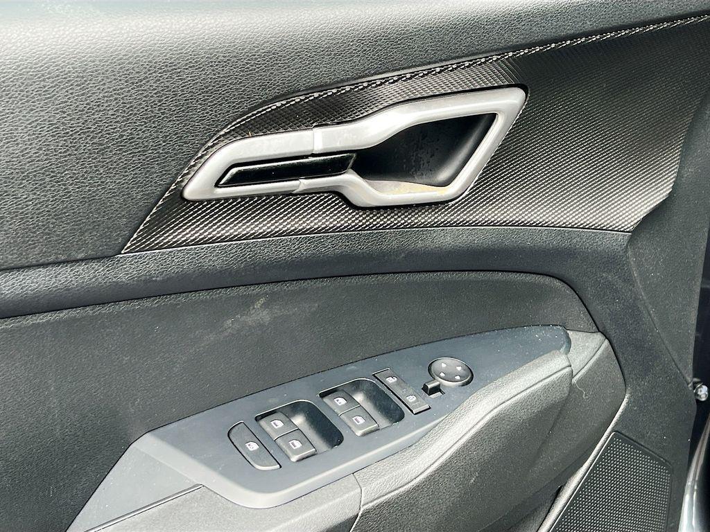 used 2023 Kia Sportage Hybrid car, priced at $24,654