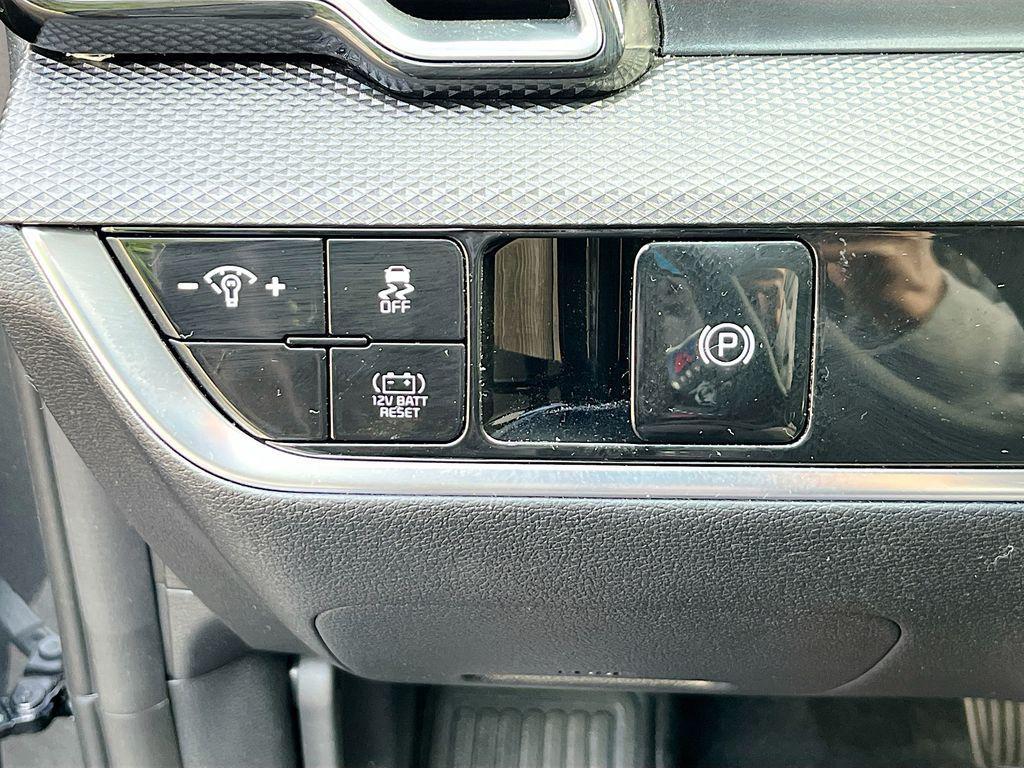 used 2024 Kia Sportage Hybrid car, priced at $22,965