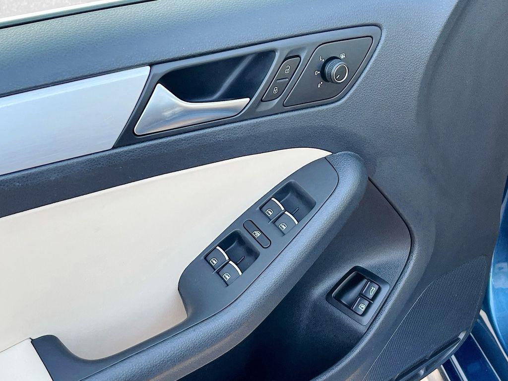 used 2016 Volkswagen Jetta Hybrid car, priced at $9,881