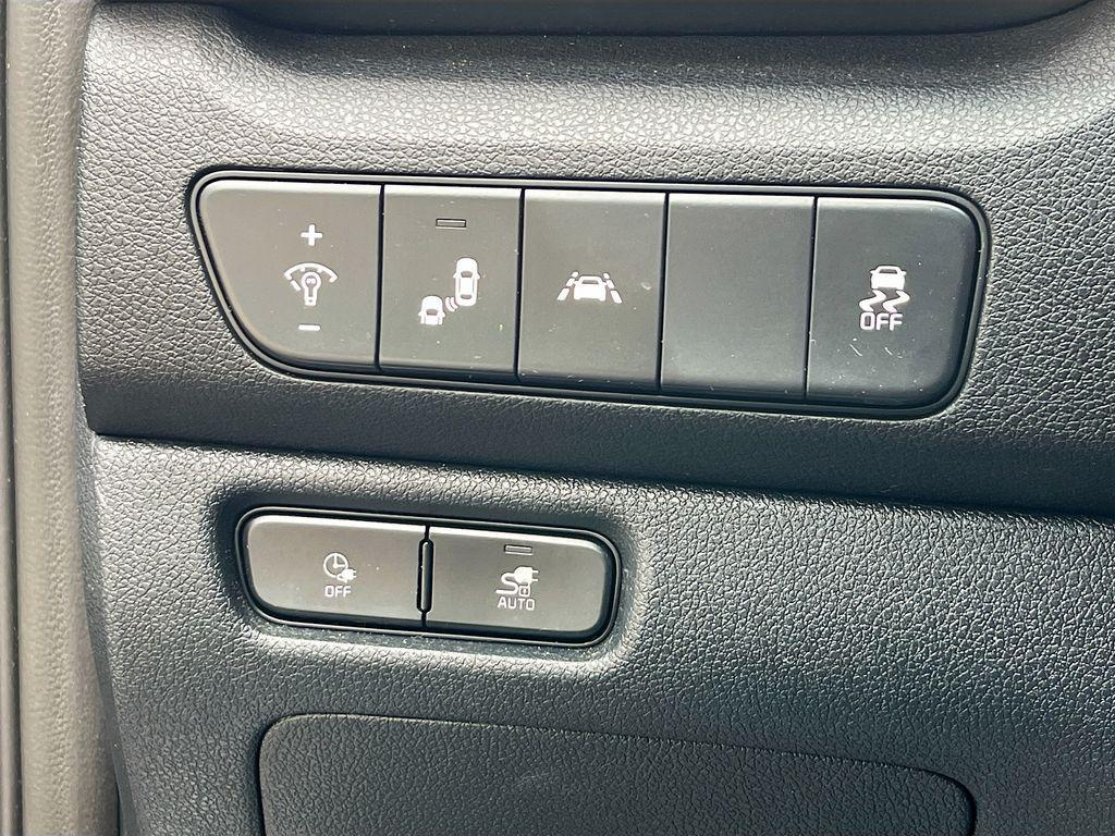 used 2022 Kia Niro EV car, priced at $17,698