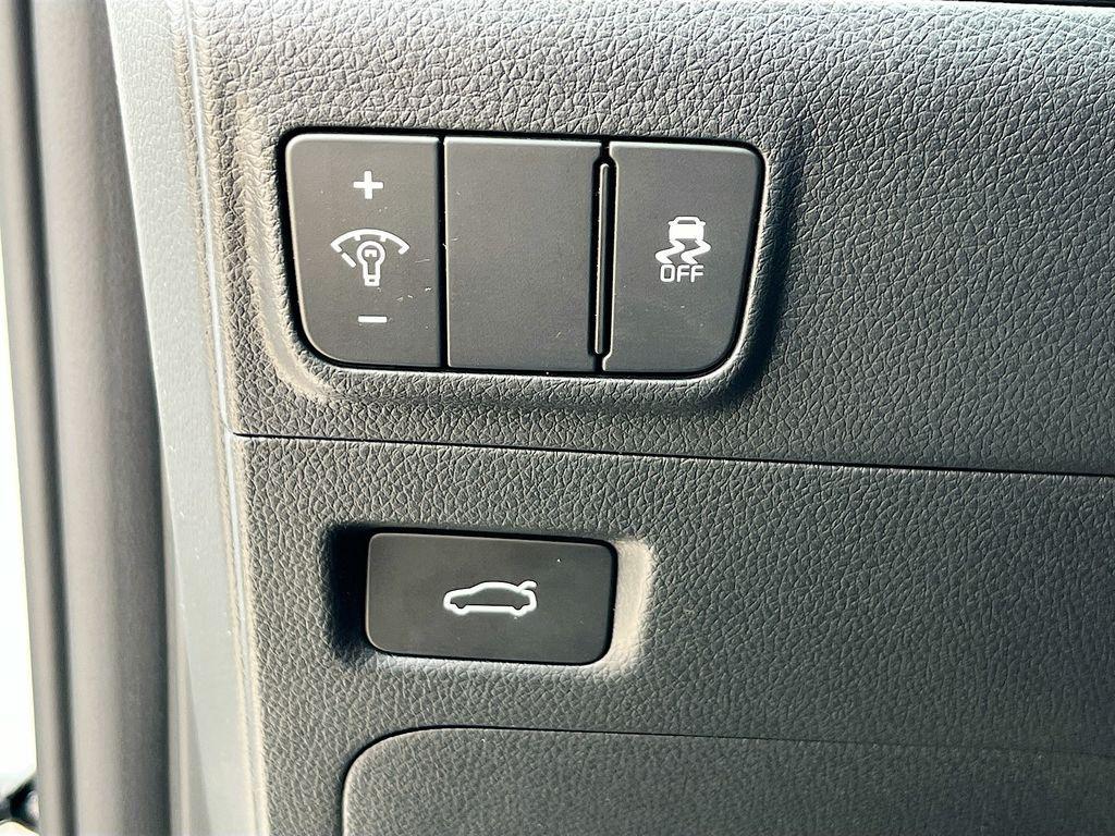 used 2025 Kia K5 car, priced at $28,999