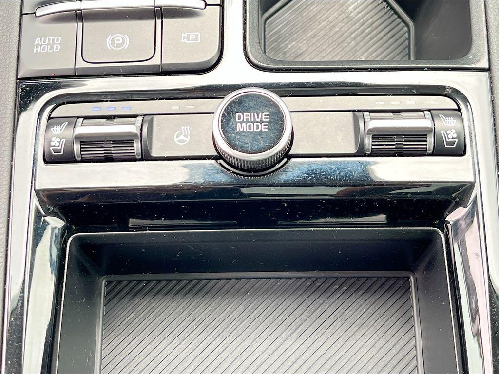 used 2025 Kia K5 car, priced at $28,999